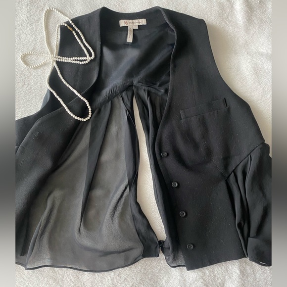BCBGeneration Black Ladies vest with chiffon detail - Picture 10 of 11